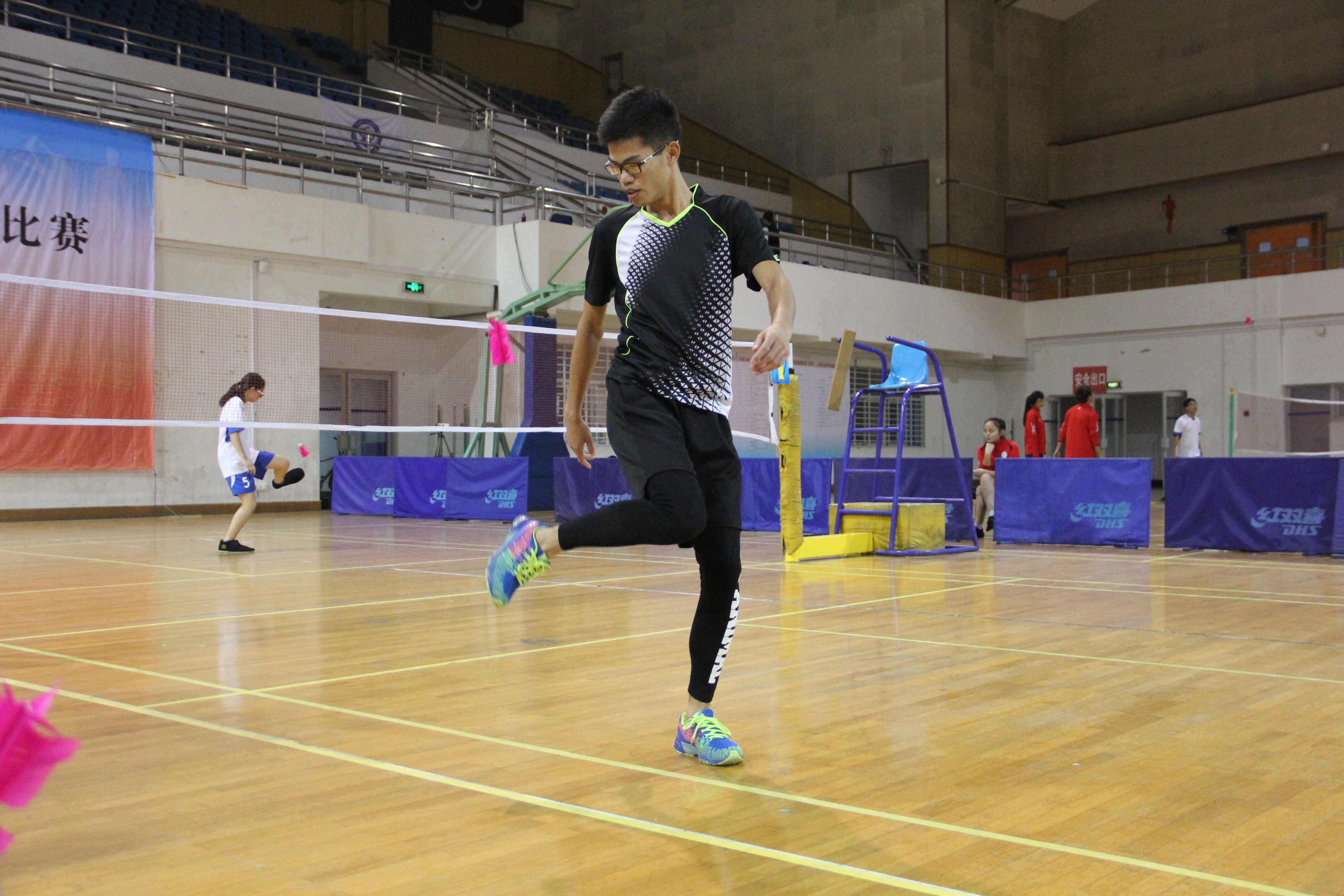 了赛事经验,为毽球运动在上海体育学院的更好的推广打下了良好的基础